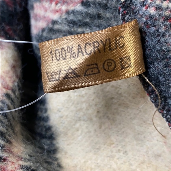 The Paper Store Plaid Cape - Picture 7 of 10